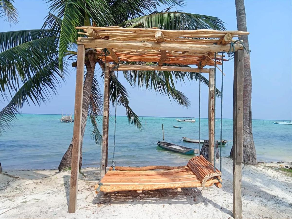 Hotel Eco Casa Karimunjawa Zewnętrze zdjęcie