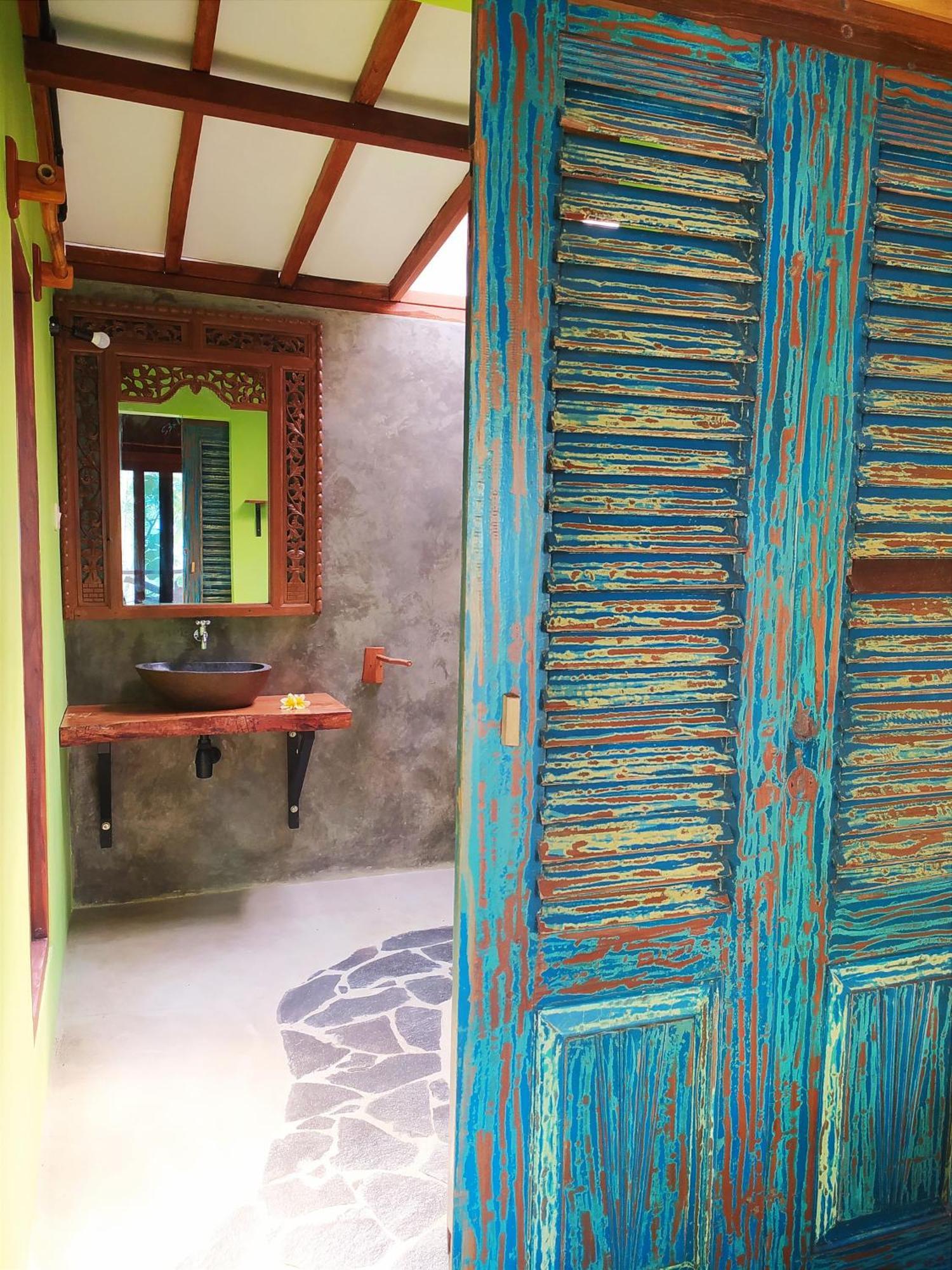 Hotel Eco Casa Karimunjawa Zewnętrze zdjęcie